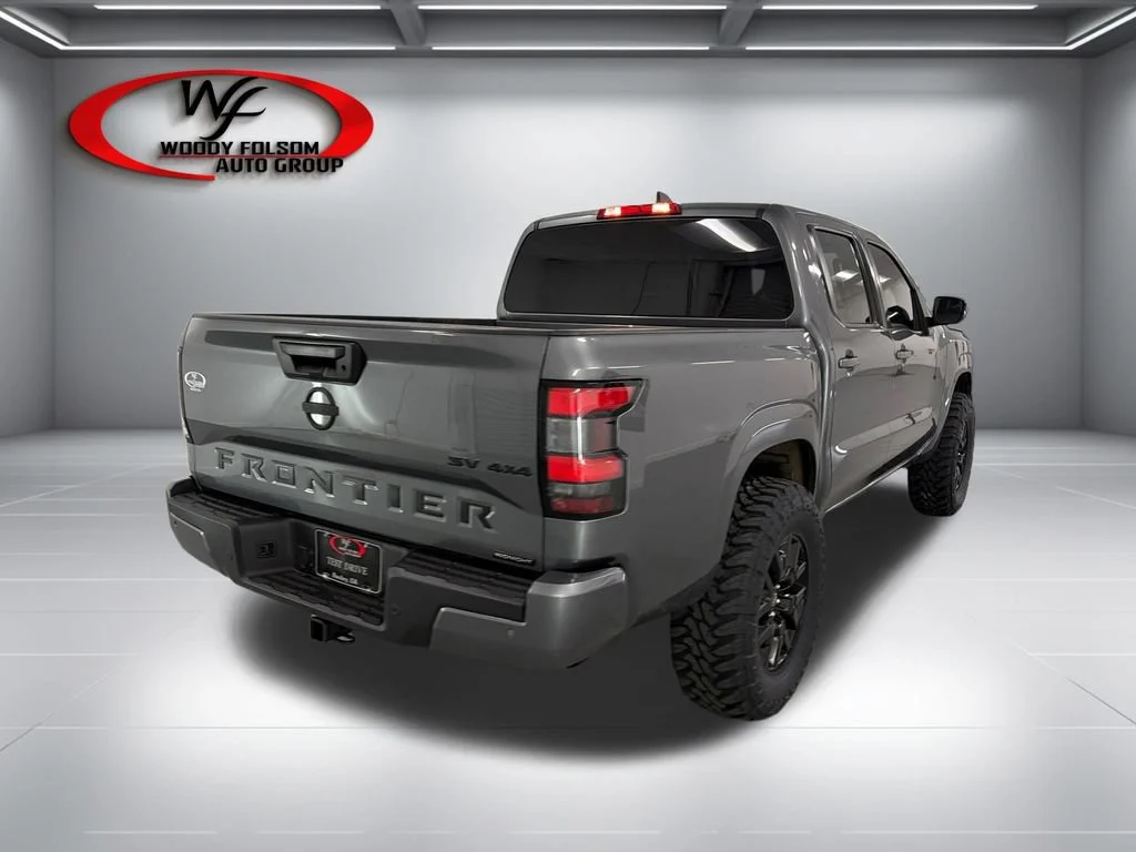 Used 2023 Gun Metallic Nissan SV image 6