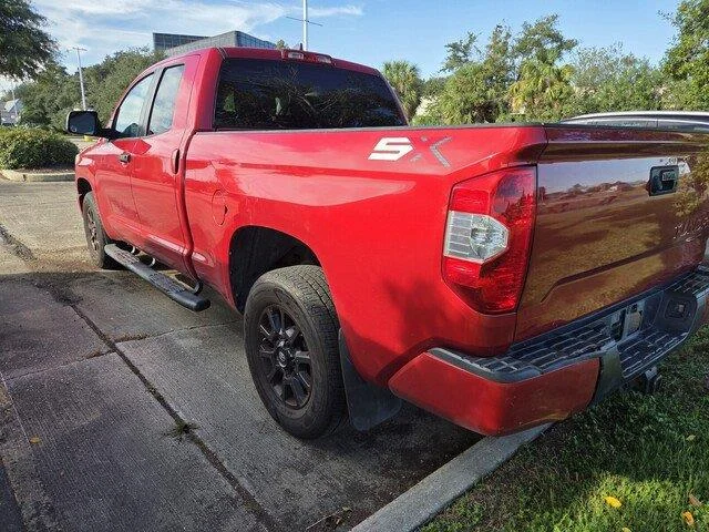 Used 2020 Barcelona Red Metallic Toyota SR5 image 4