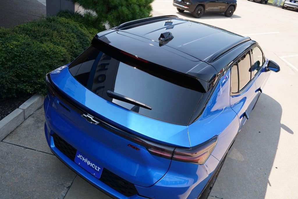 2025 Chevrolet Equinox EV RS - Photo 13