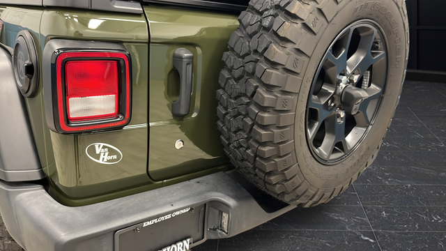 Used 2022 Sarge Green Clearcoat Jeep Sport image 34