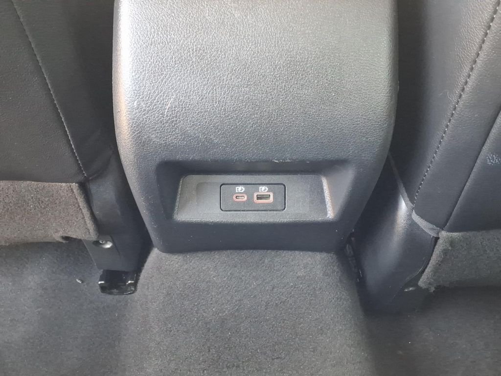 Used 2022 Pearl White Nissan 2.5 SR image 6