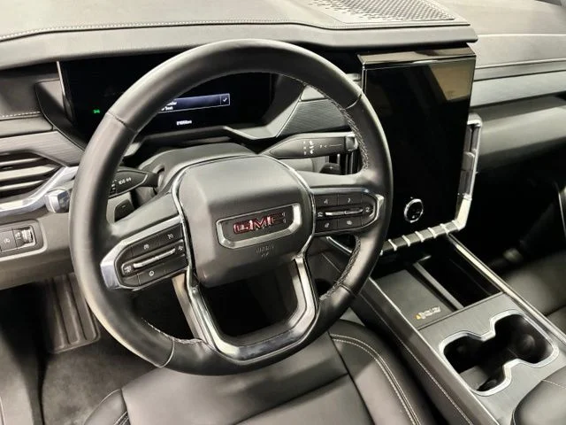 Used 2026 Silver GMC Elevation image 15