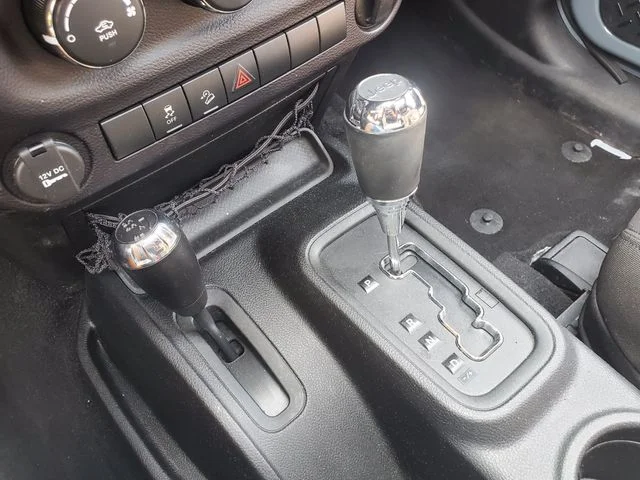 Used 2015 Gray Jeep Sport image 23