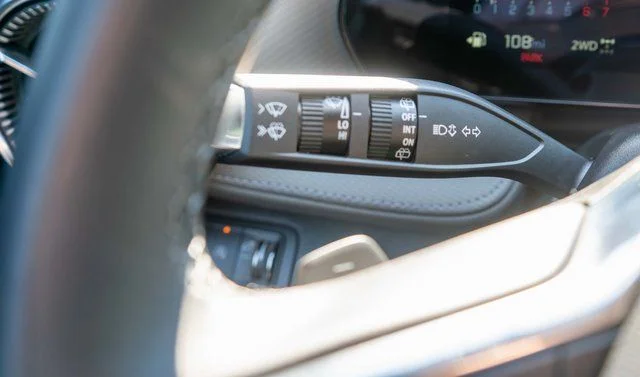 Used 2025 Blue Chevrolet LT image 25