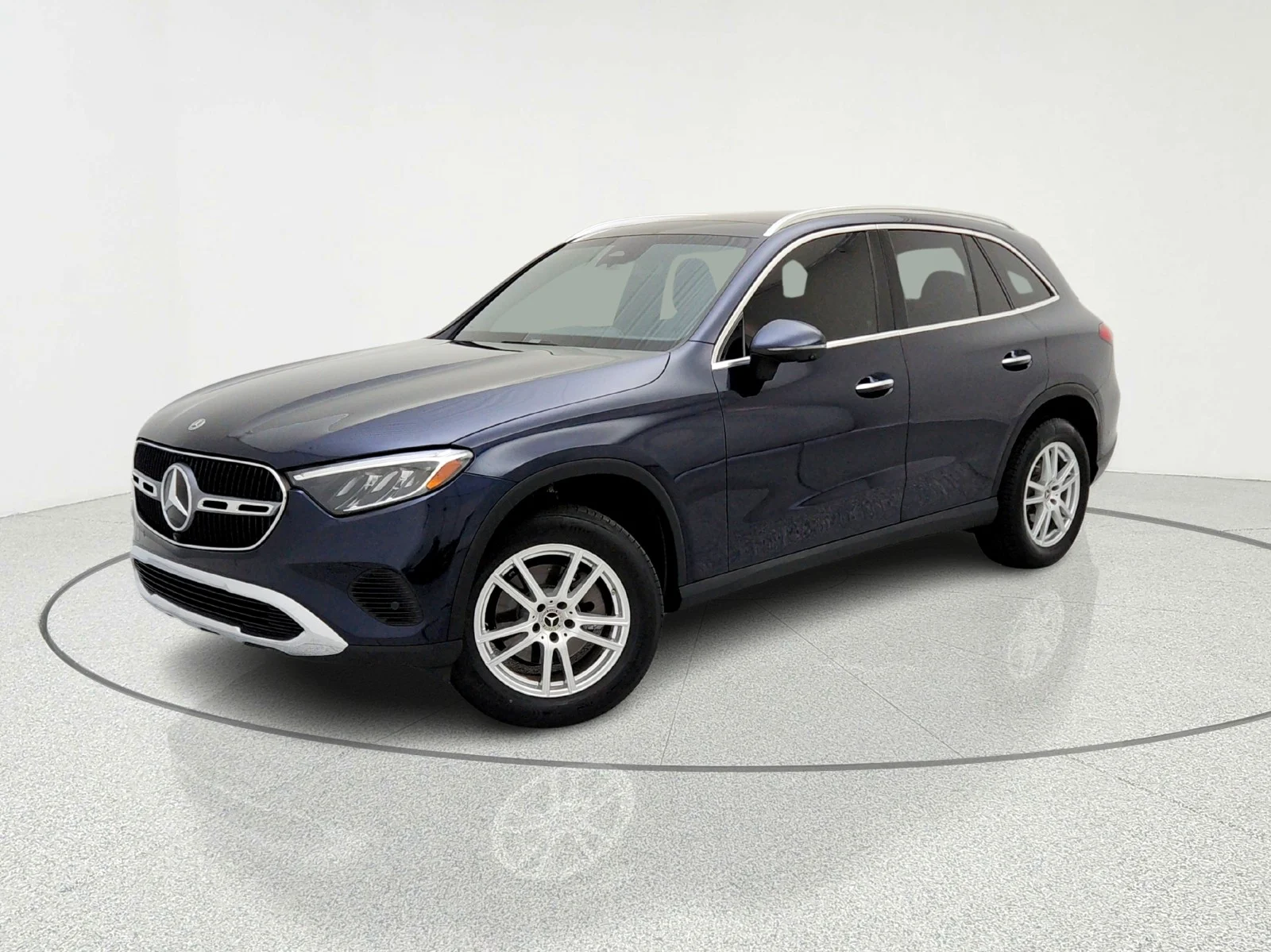 2023 Mercedes-Benz GLC