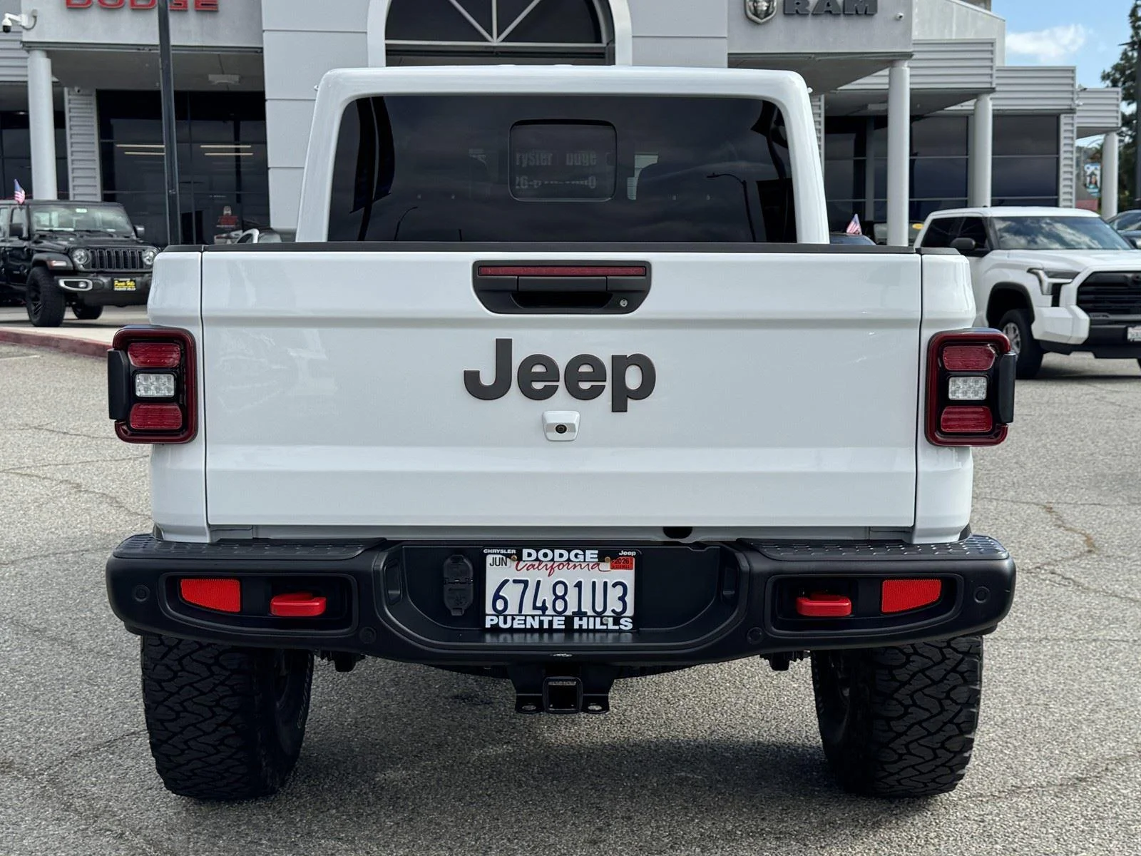 Used 2021 Bright White Clearcoat Jeep Rubicon image 5