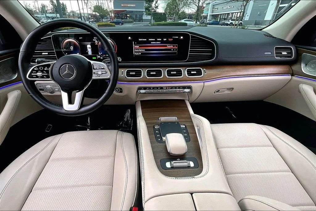 Used 2023  Mercedes-Benz GLS 450 image 14