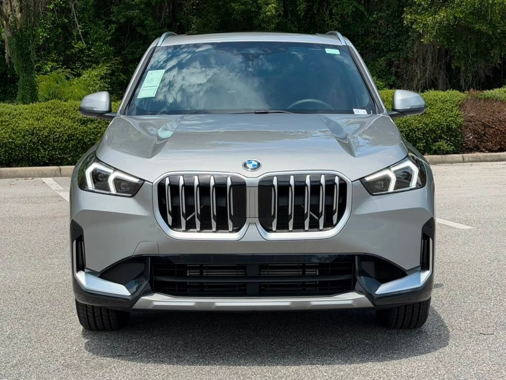 New 2026 Silver BMW xDrive28i image 8