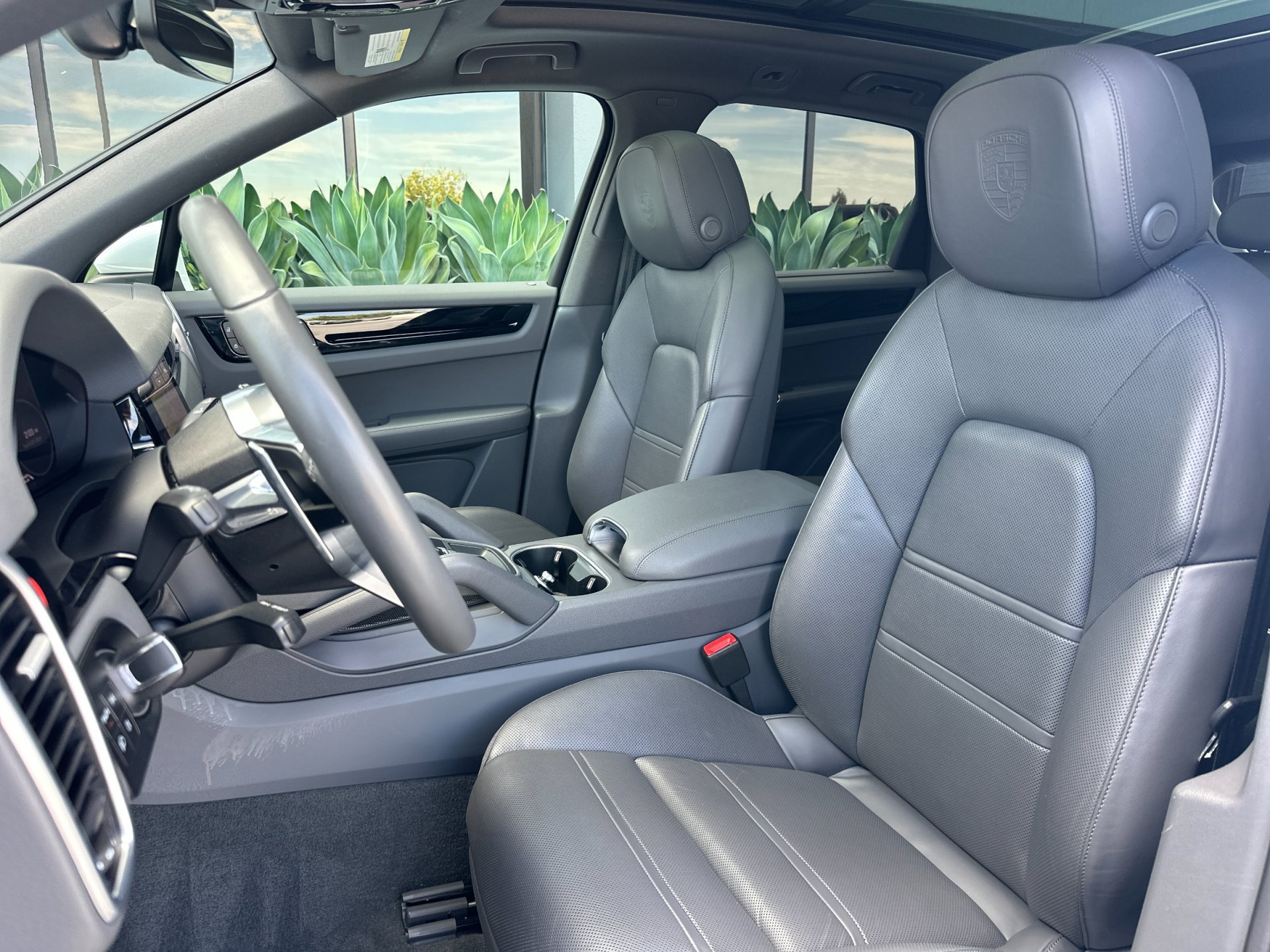 Certified Used 2022 White Porsche S image 6