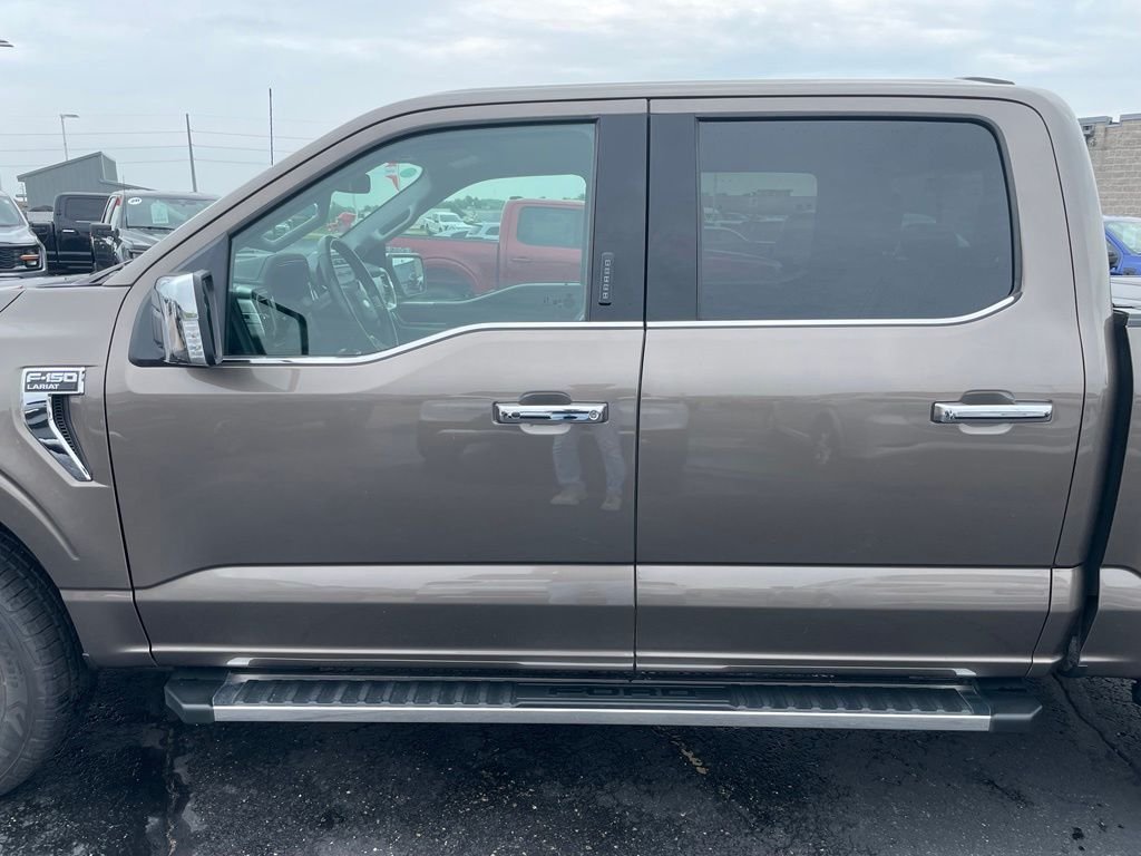 Used 2023 Gray Ford Lariat image 35