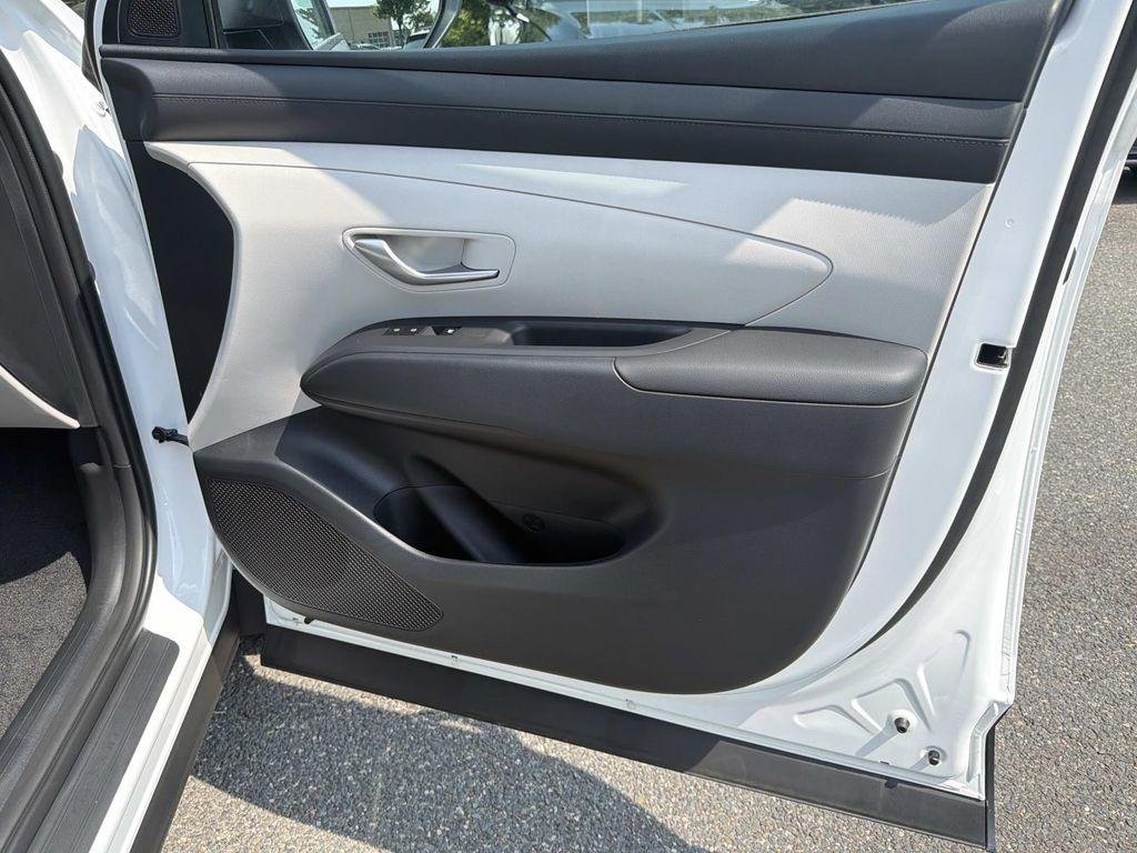 New 2026 White Hyundai SEL Plus AWD image 26