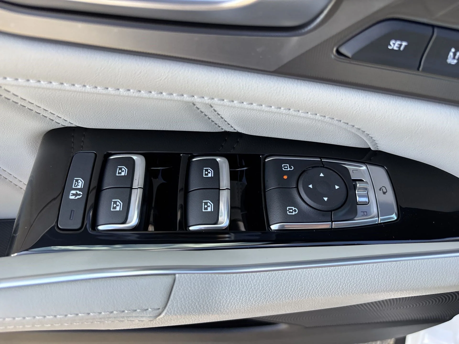 New 2026 Snow White Pearl Kia X-Line SX Prestige AWD image 17