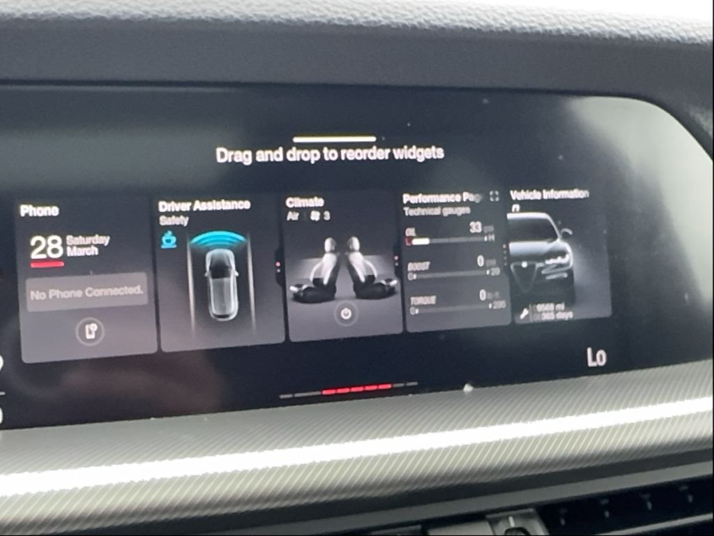 2025 Alfa Romeo Stelvio Base - Photo 27