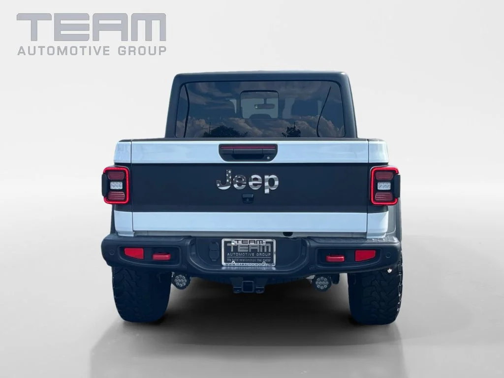 Used 2021 White Jeep Rubicon image 6