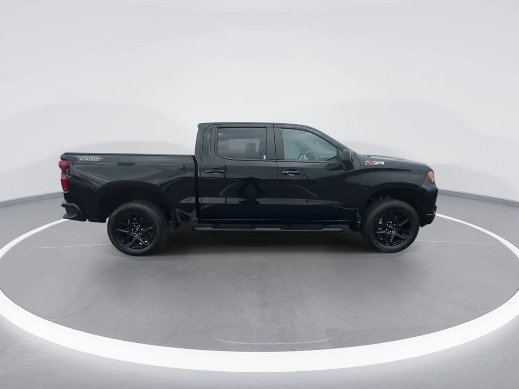 Used 2025 Black Chevrolet LT Trail Boss image 9