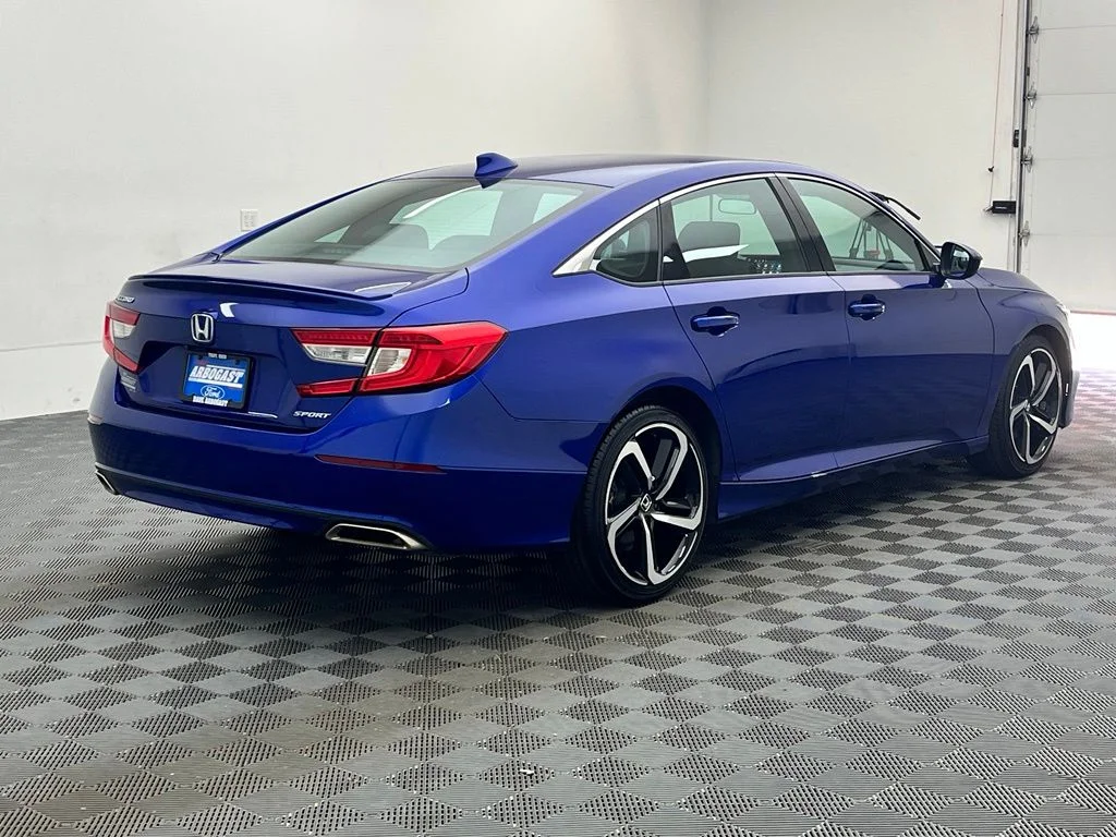 Used 2019 Blue Honda Sport image 8