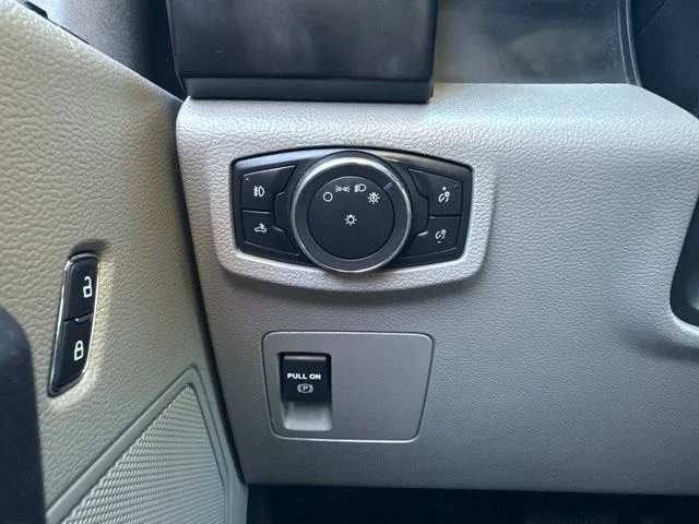 Used 2017 Red Ford XL image 17