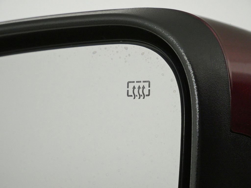 Used 2017 Red Jeep Altitude image 34