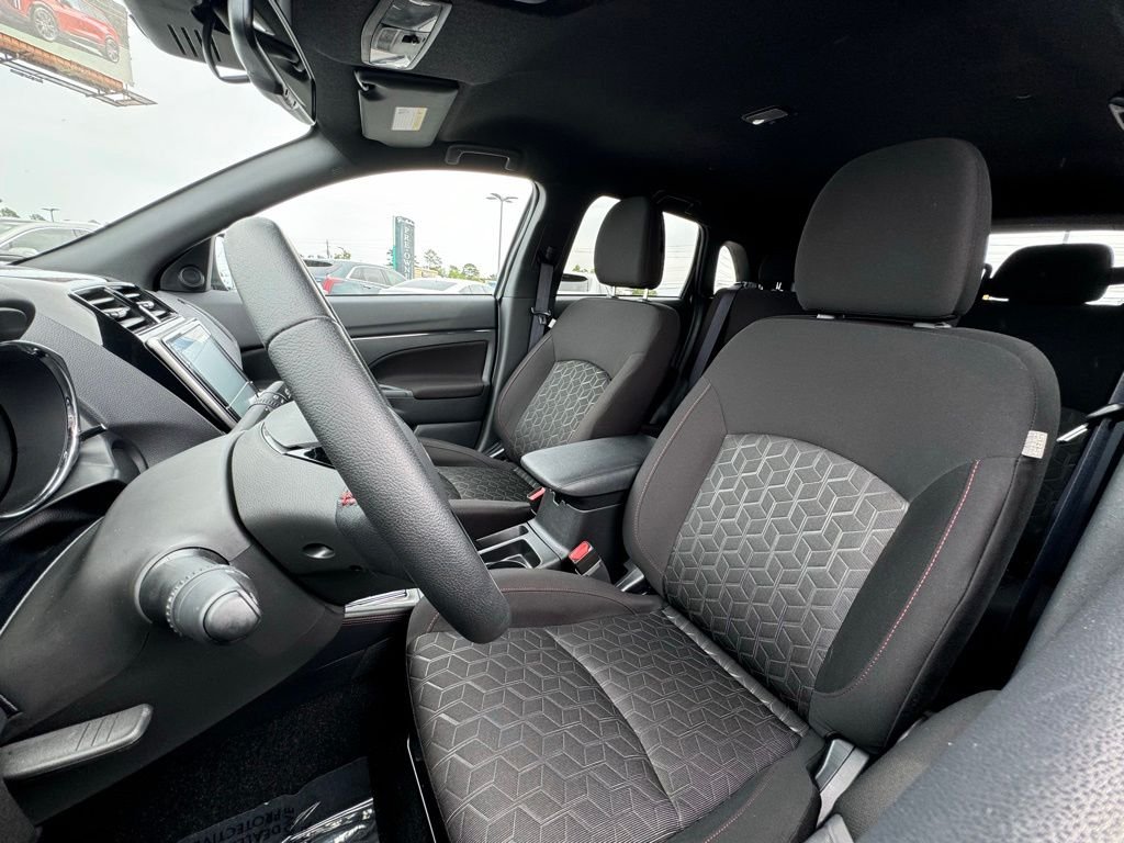 Used 2025  Mitsubishi 2.0 Trail Edition image 20