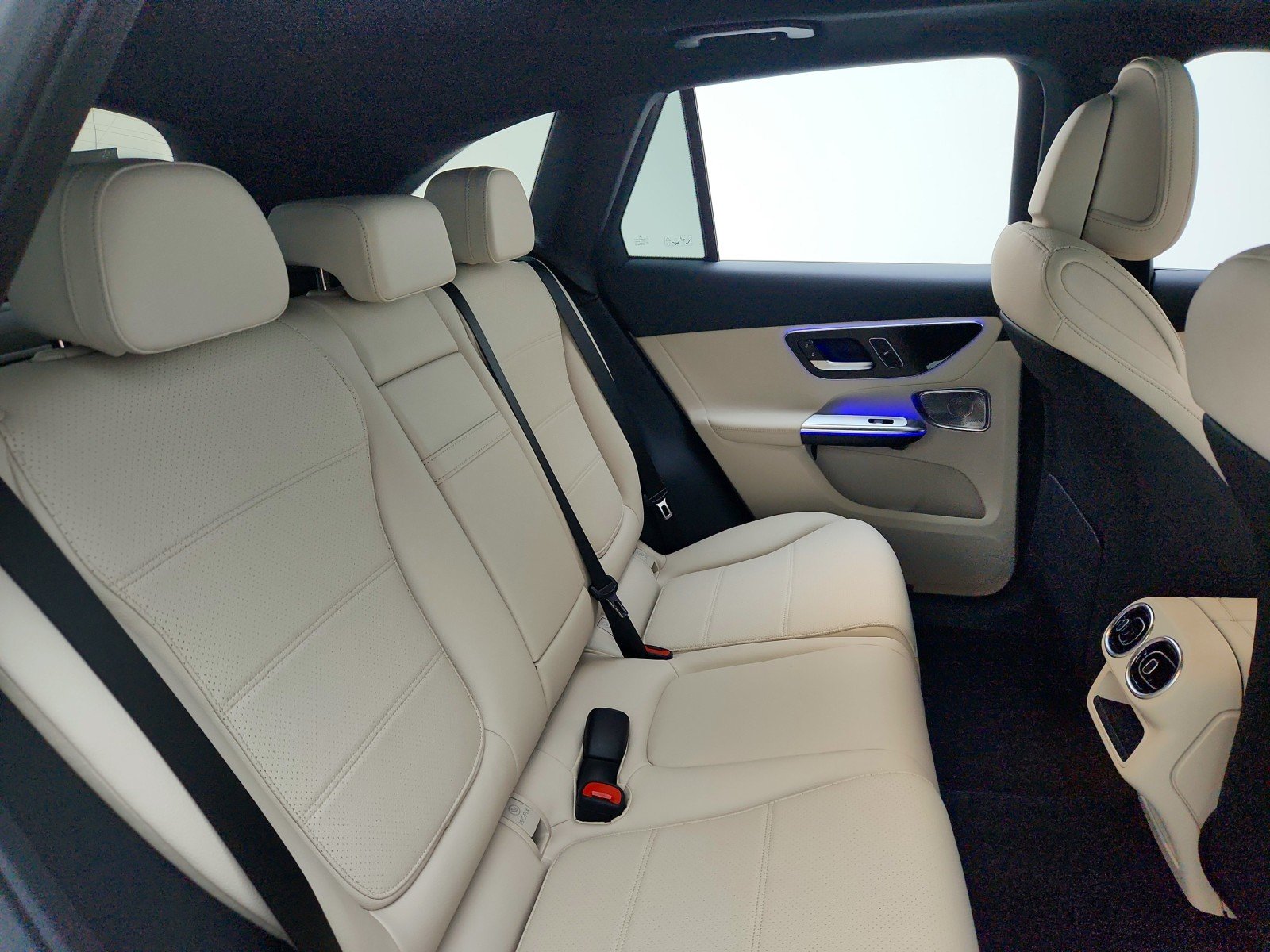 New 2026 Polar White Mercedes-Benz GLC 300 SUV image 21