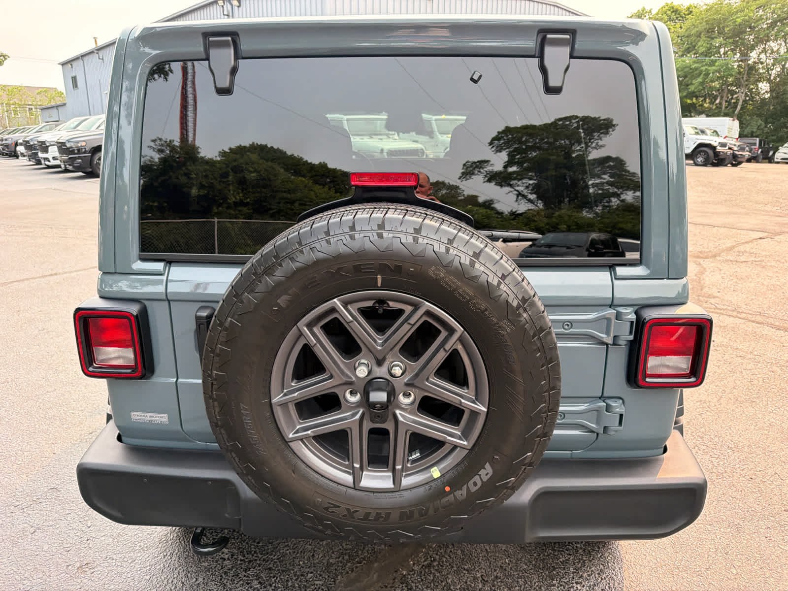 New 2026 Anvil Clearcoat Jeep Sport S image 4