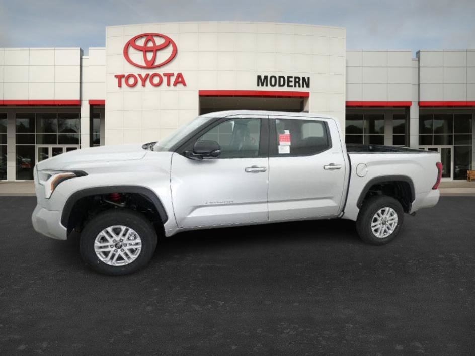 2026 Toyota Tundra SR5 - Photo 7