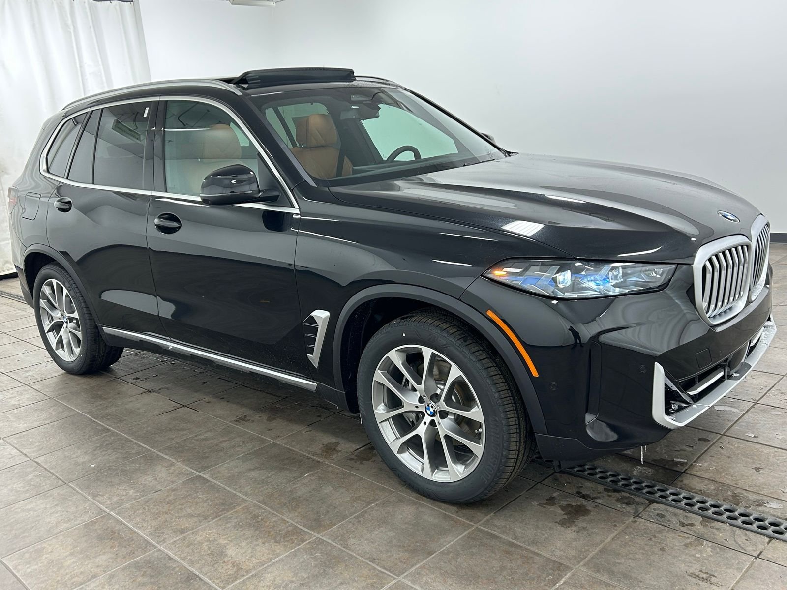 New 2026 Black Sapphire Metallic BMW xDrive40i image 9