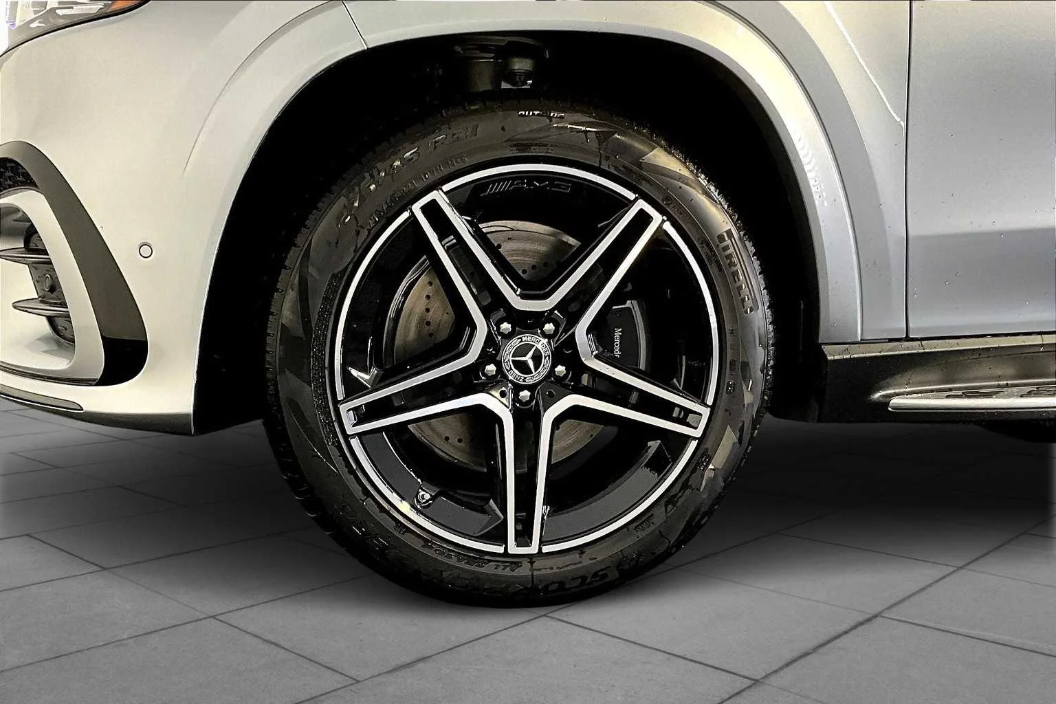 2026 Mercedes-Benz GLS Base - Photo 17