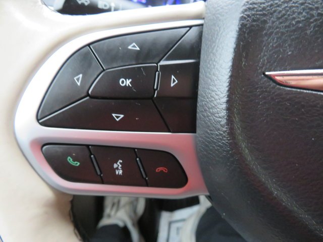 Used 2018 Jazz Blue Pearlcoat Chrysler Limited image 22