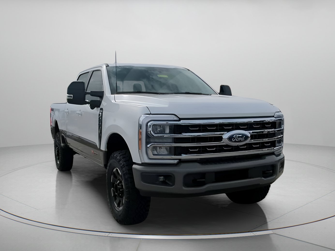 New 2026 Star White Metallic Tri-Coat Ford F-250® King Ranch® image 3