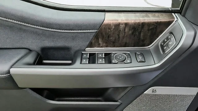 New 2026 Carbonized Gray Metallic Ford F-350® Lariat® image 44