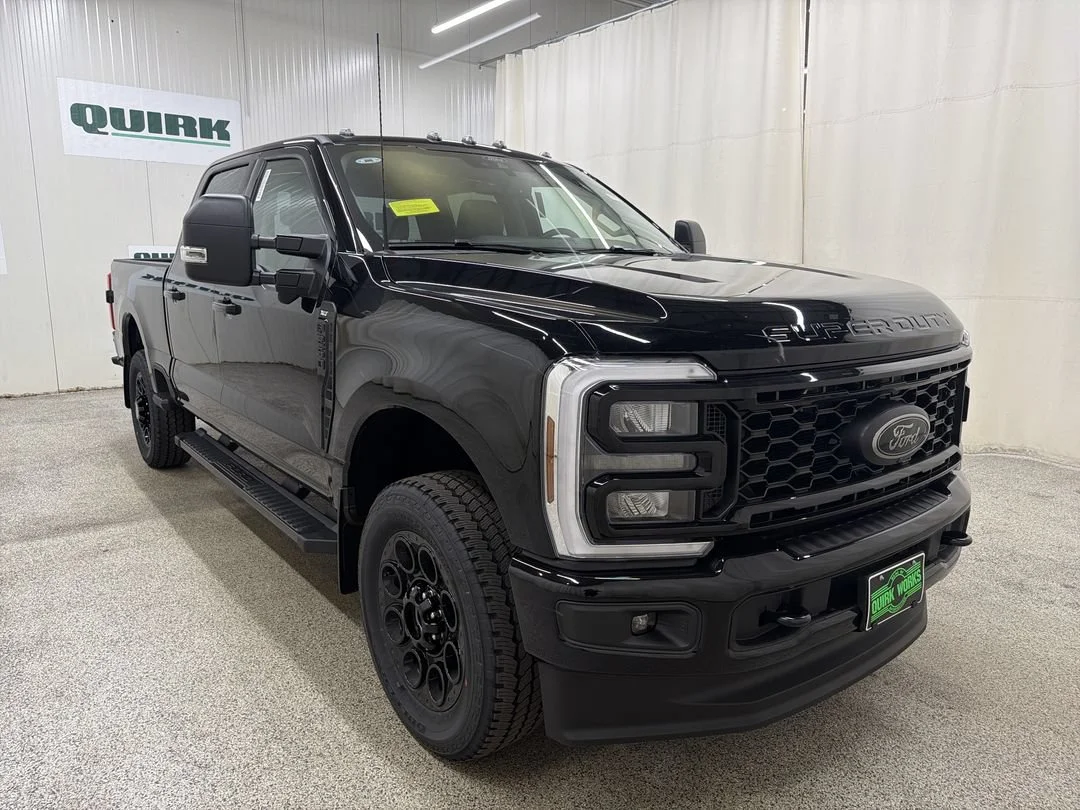 New 2026 Agate Black Metallic Ford F-250® XLT image 3