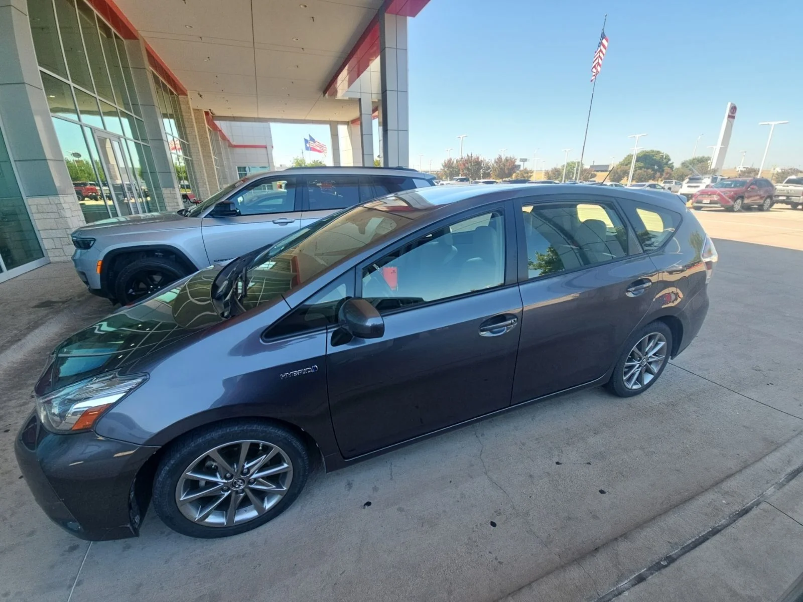Used 2016 Gray Toyota Five image 1