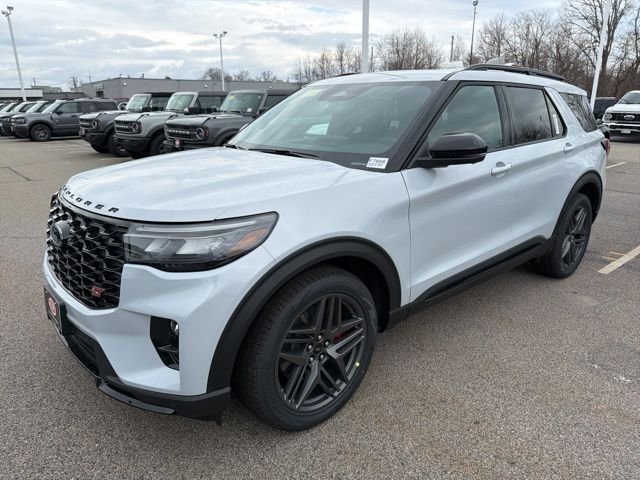 New 2026 Space White Metallic Ford ST image 7
