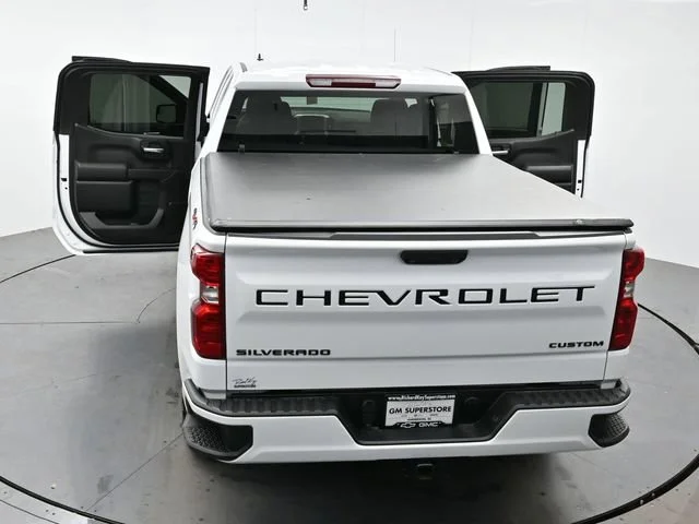 Used 2025 Summit White Chevrolet Custom image 40