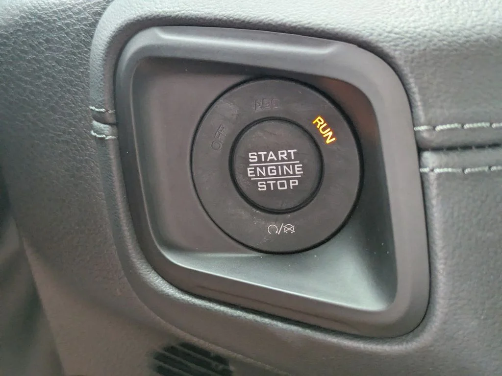 Used 2024 Gray Jeep Sahara image 26