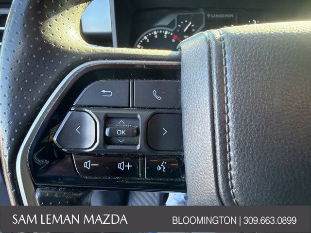 Used 2022 White Toyota SR5 image 15