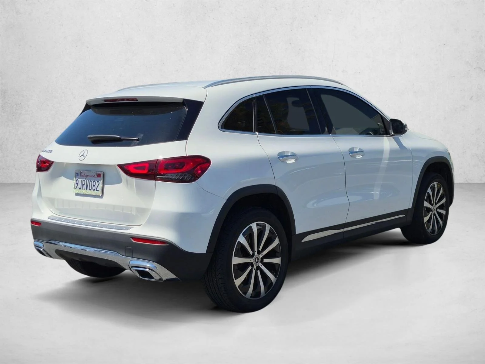 Used 2021 Polar White Mercedes-Benz GLA 250 image 5