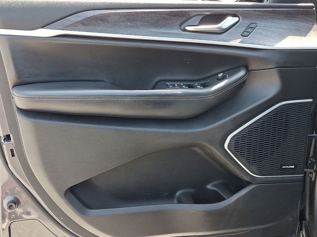 Used 2021 Gray Jeep Limited image 14