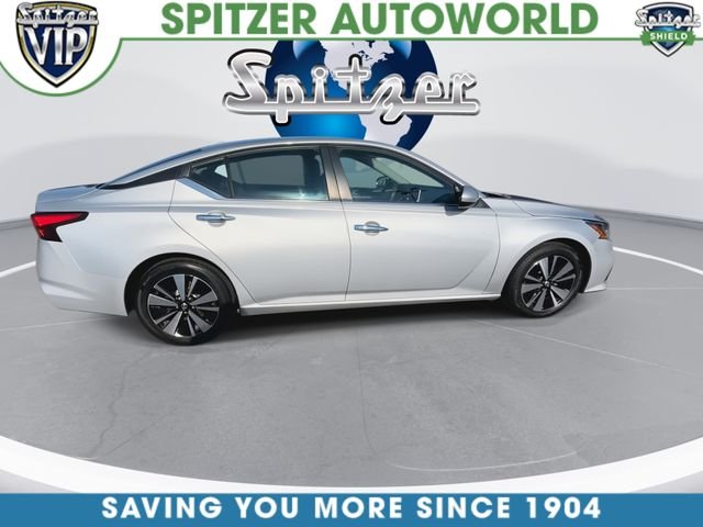 Used 2021 Silver Nissan 2.5 SV image 10