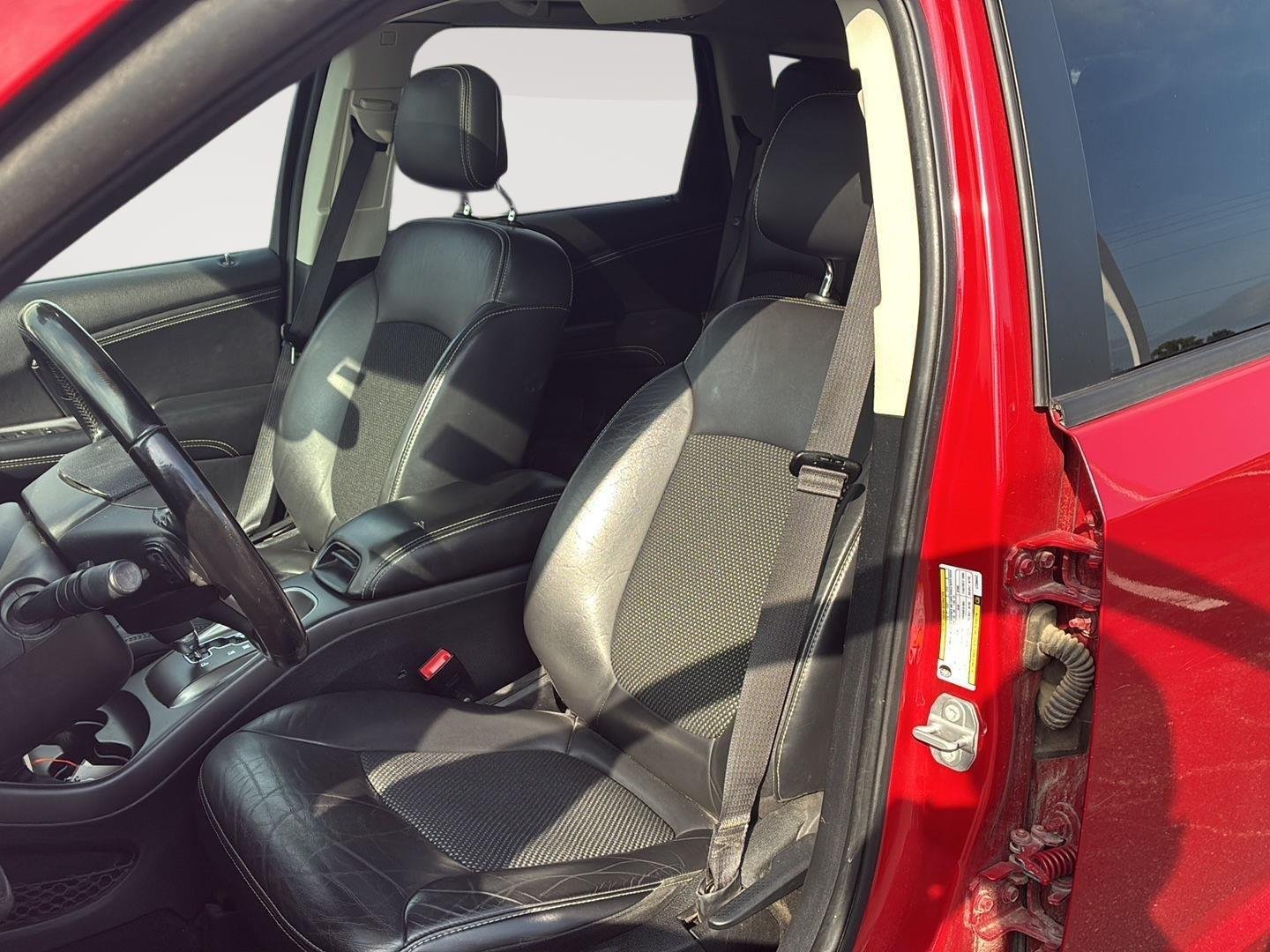 Used 2020 Redline 2 Coat Pearl Dodge Crossroad image 3