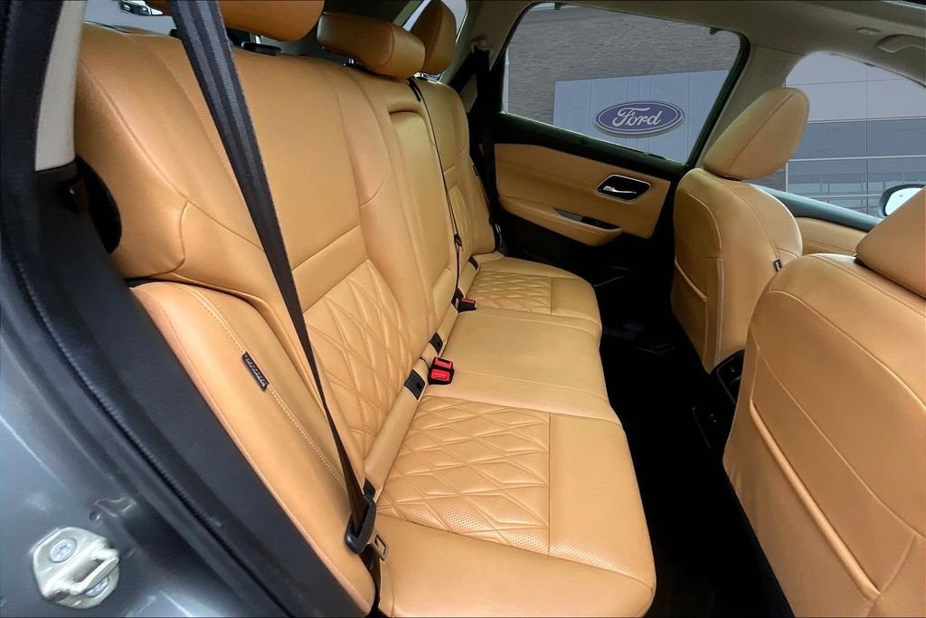 Used 2023 Gun Metallic Nissan Platinum image 24