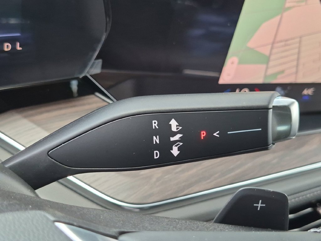 2027 Chevrolet Tahoe Z71 - Photo 25