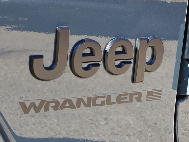 New 2026 Anvil Clear-Coat Exterior Paint Jeep Sahara image 10