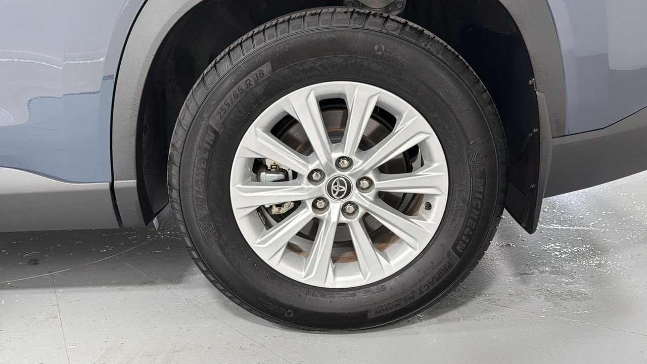 Certified Used 2024 White Toyota XLE image 24