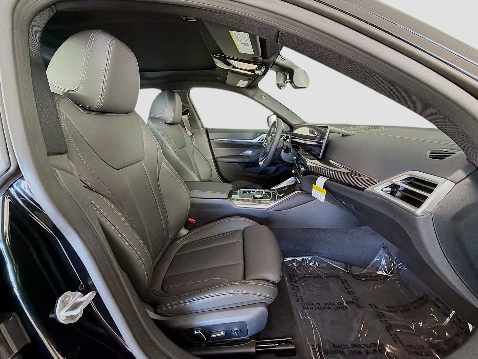 New 2026 Black Sapphire Metallic BMW M60 image 30
