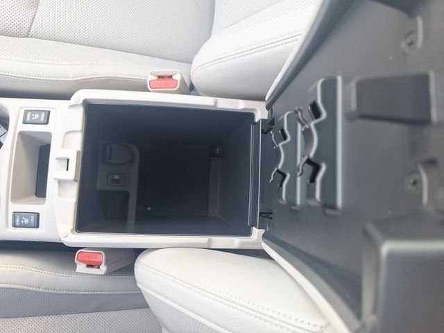 Certified Used 2022 Gray Nissan SL image 25