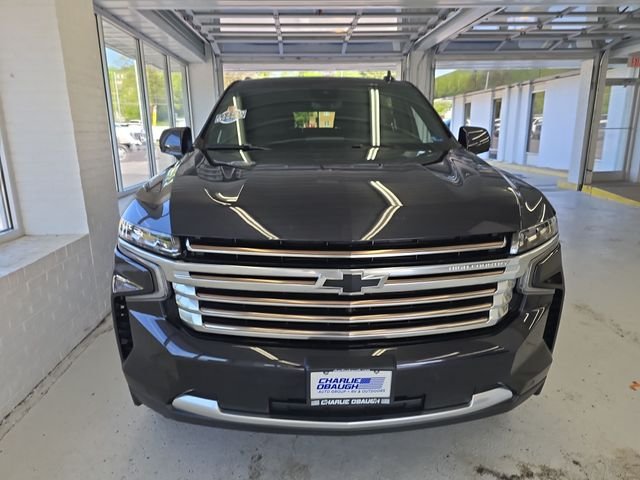 Used 2024 Gray Chevrolet High Country image 8