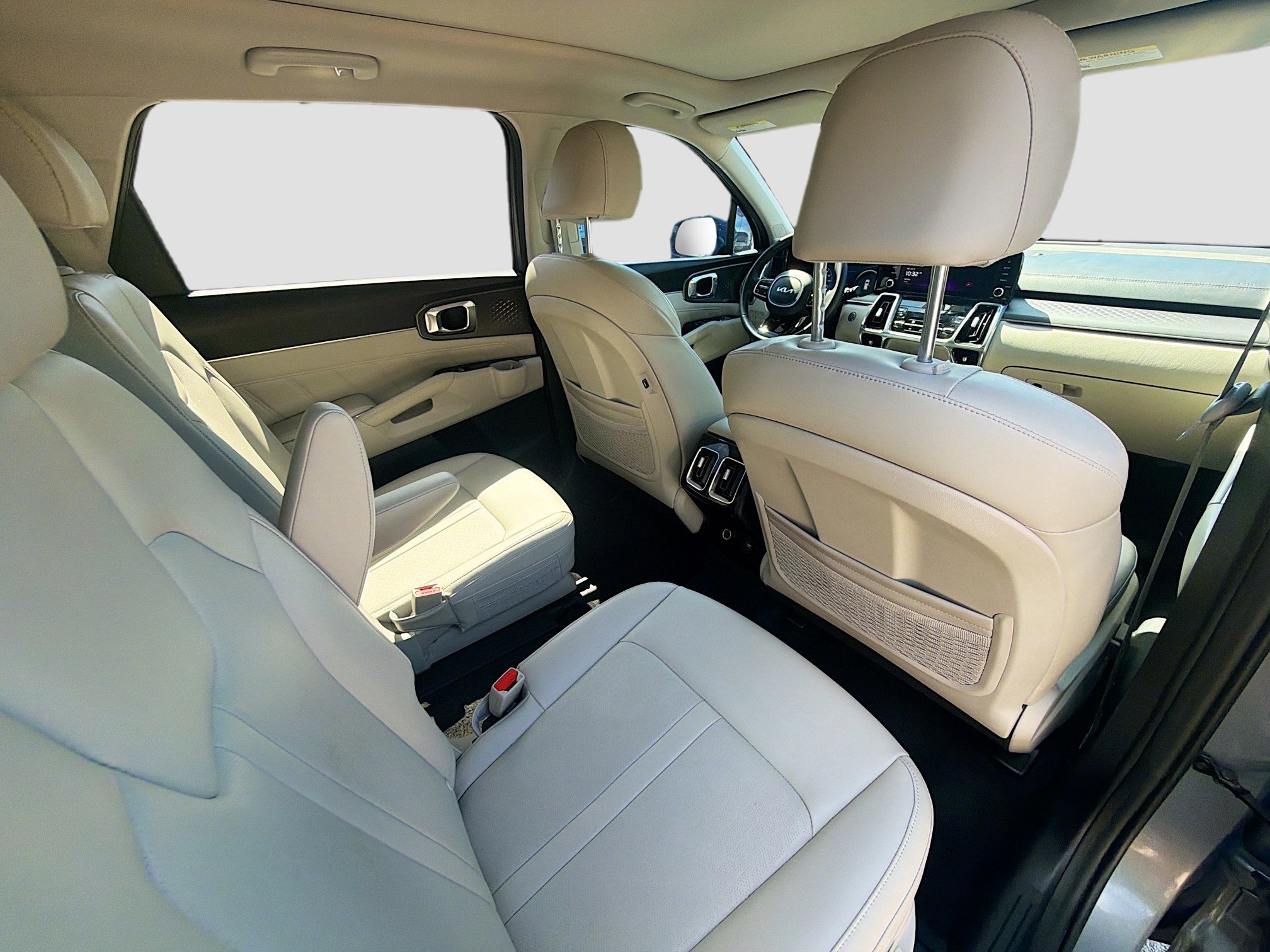 Used 2023 Everlasting Silver Kia SX image 27