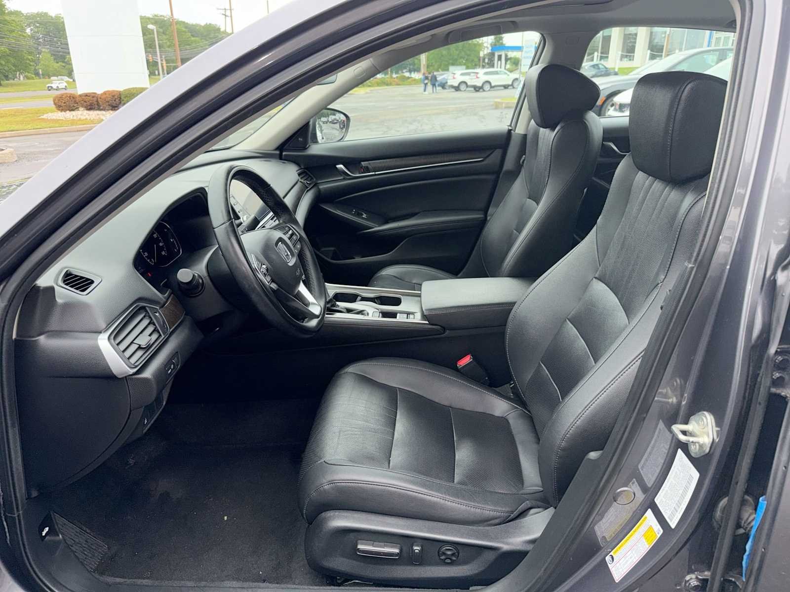 2019 Honda Accord EX-L - Photo 11